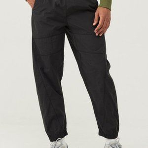 Outdoor Voices Black RecNylon Pant Medium NWT